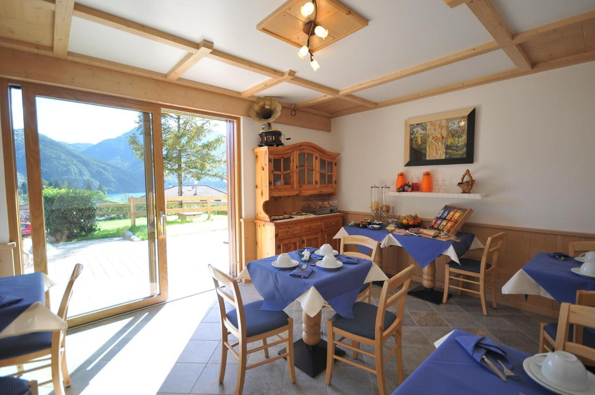 B&B Ledro Affittacamere Mezzolago Luaran gambar