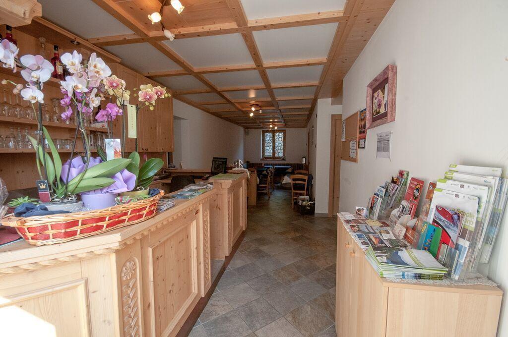 B&B Ledro Affittacamere Mezzolago Luaran gambar
